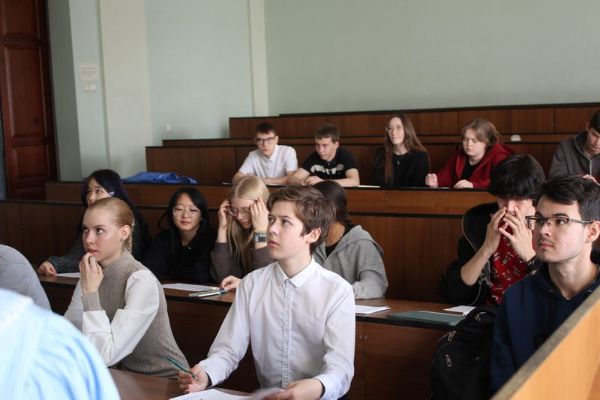 Образовательный интенсив «ГЕН&УМ»